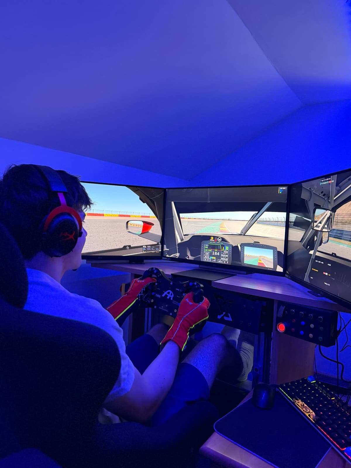 Paul, sim racing coach for iRacing and Le Mans Ultimate, in the sim rig